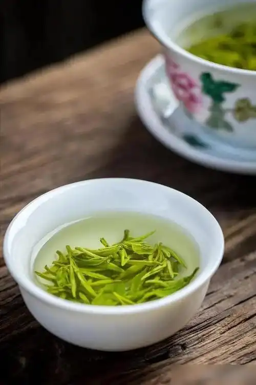 如何挑选优质茶叶